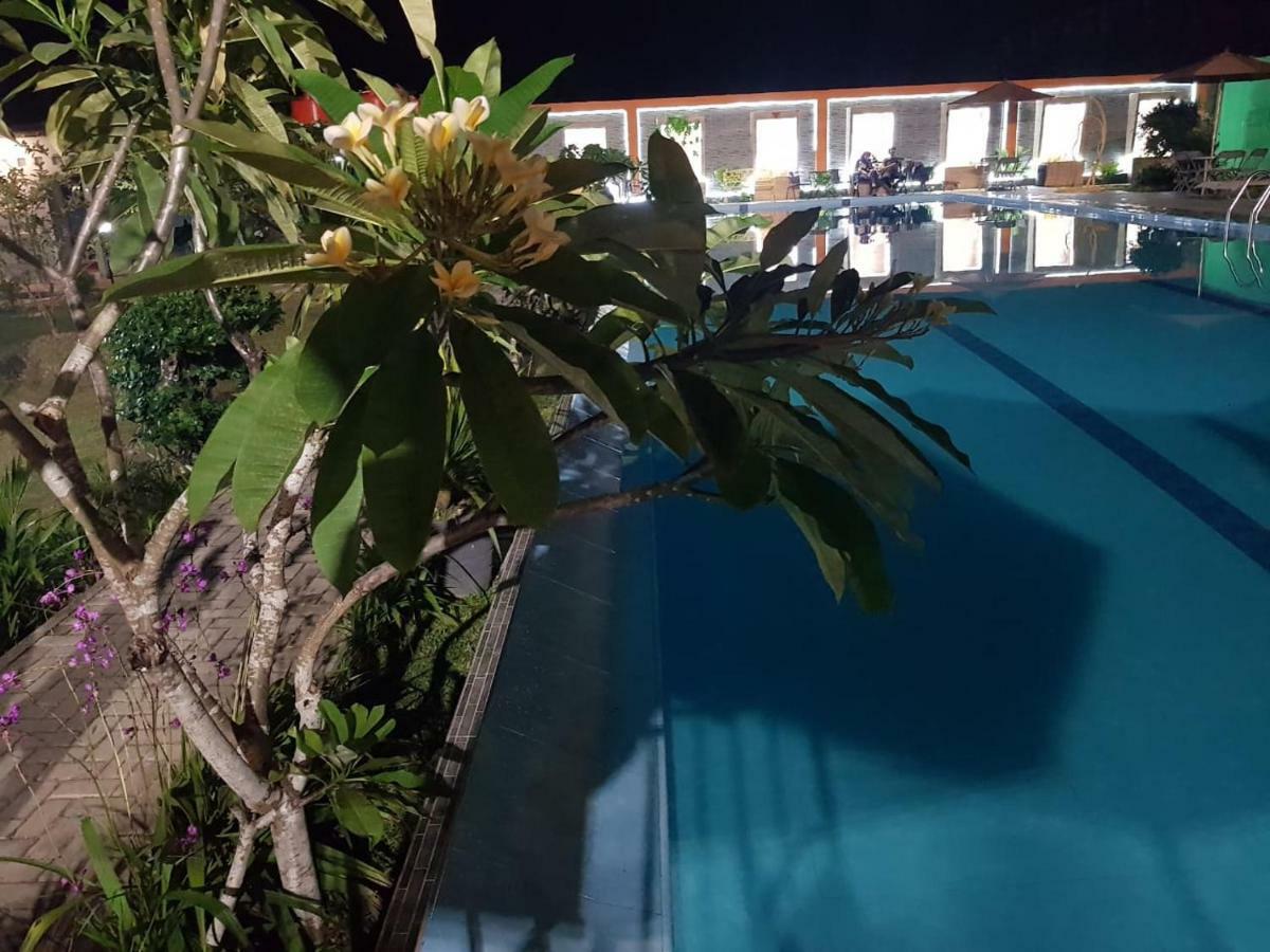Fortune Front One Hotel كينداري المظهر الخارجي الصورة